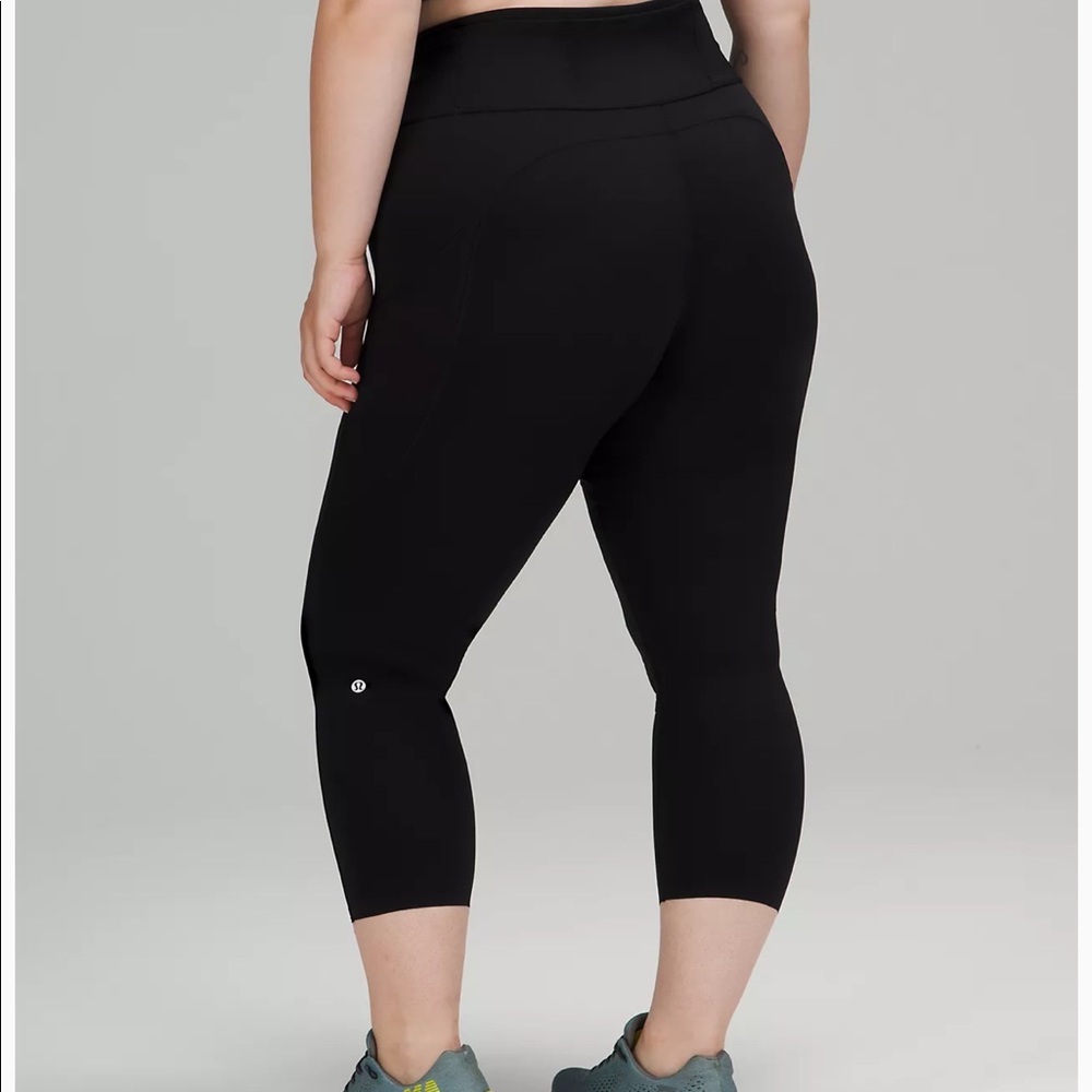 Lululemon Fast and Free 23” Legging size 6